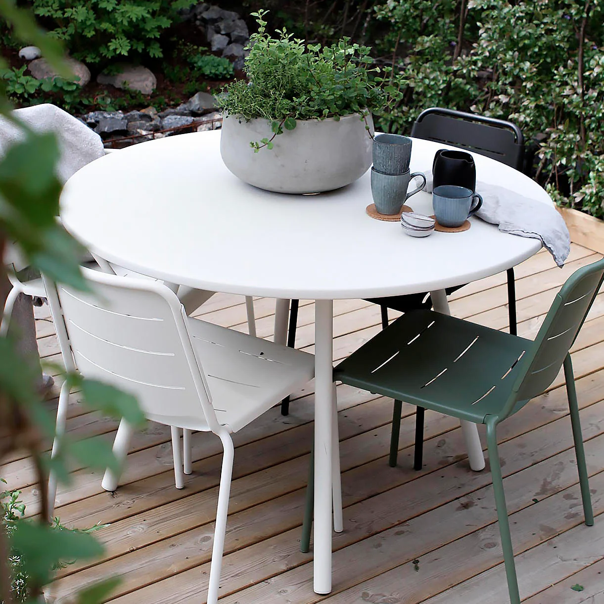 Area Dining Table - Image 2