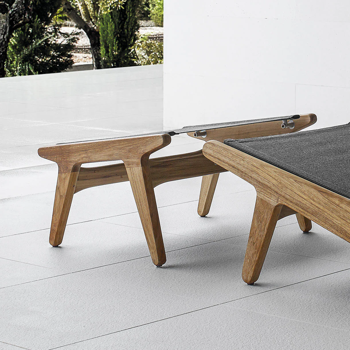 Bay Footstool - Image 3