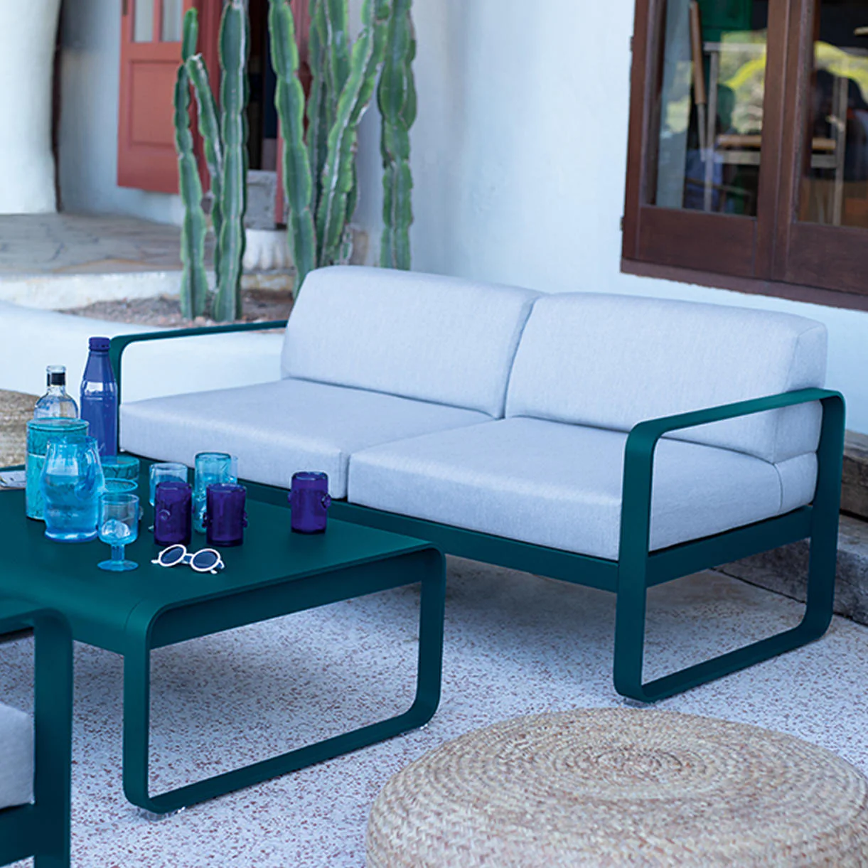 Bellevie Outdoor 2 Seater Sofa - Image 3