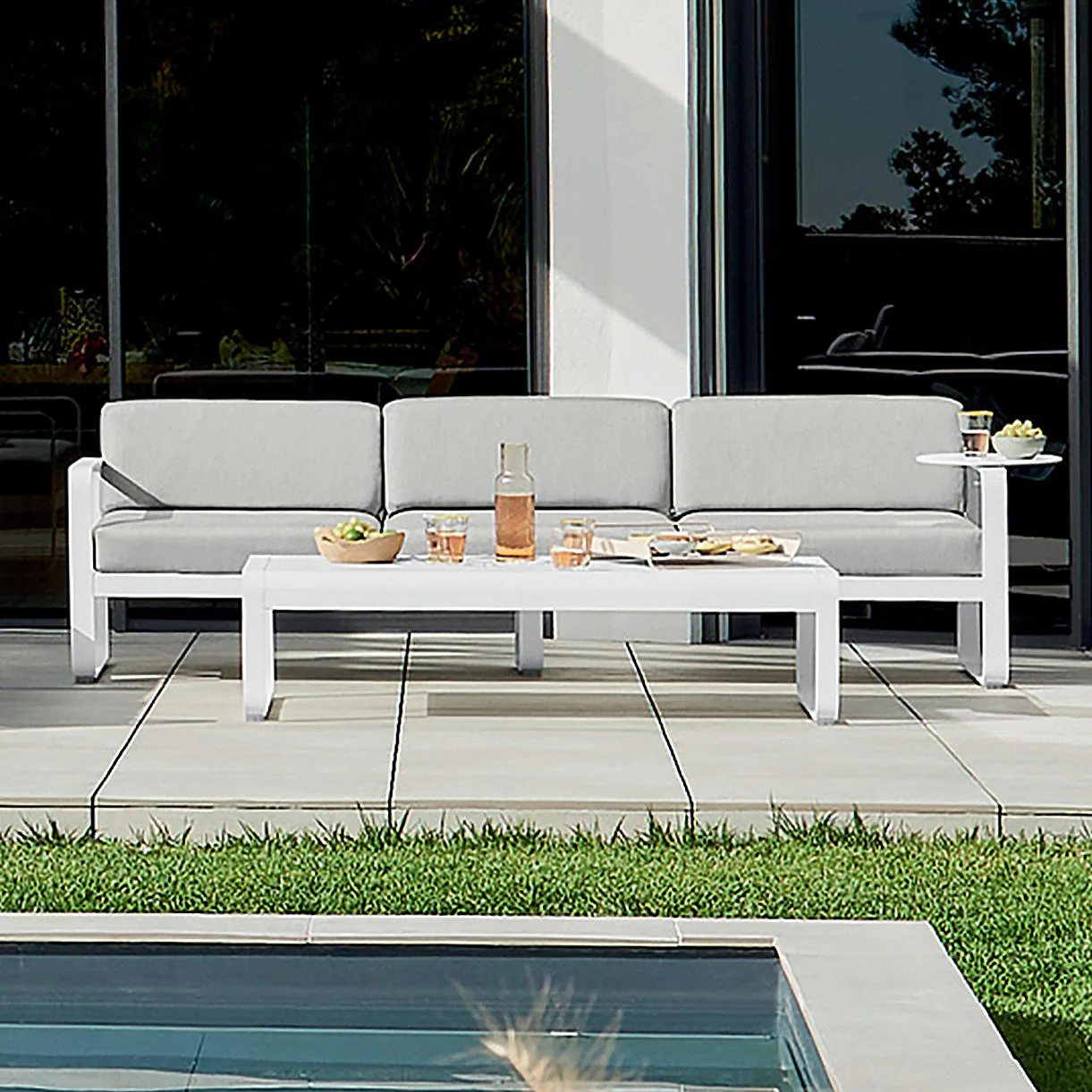Bellevie Outdoor 3 Seater Sofa - Image 5