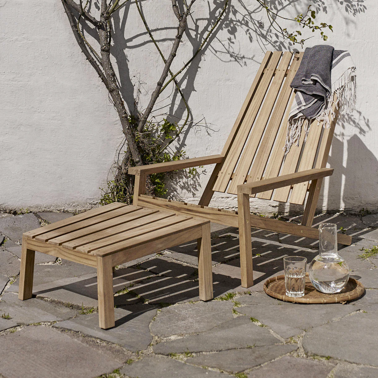 Between Lines Footstool - Image 2