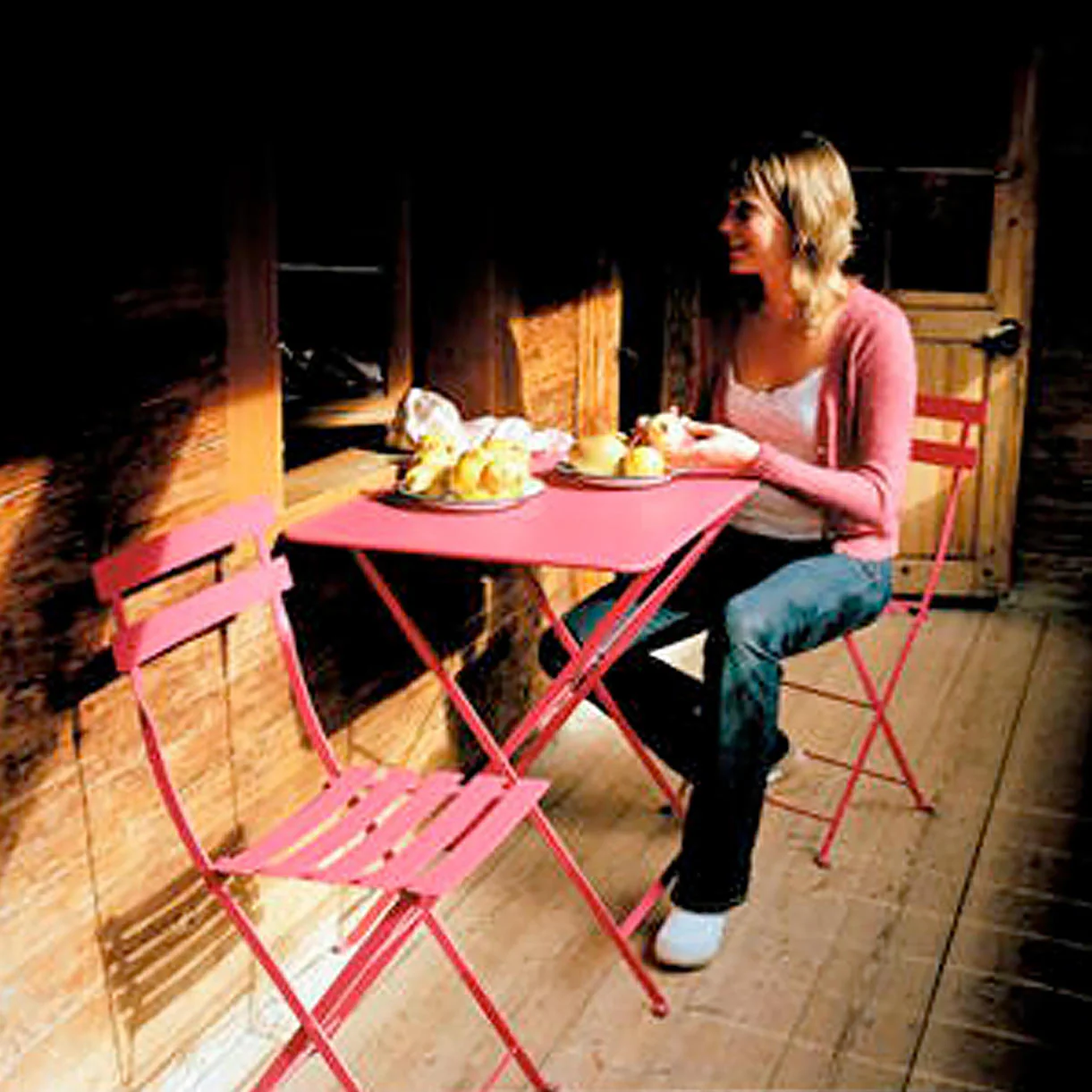 Bistro 71cm Square Table - Image 3