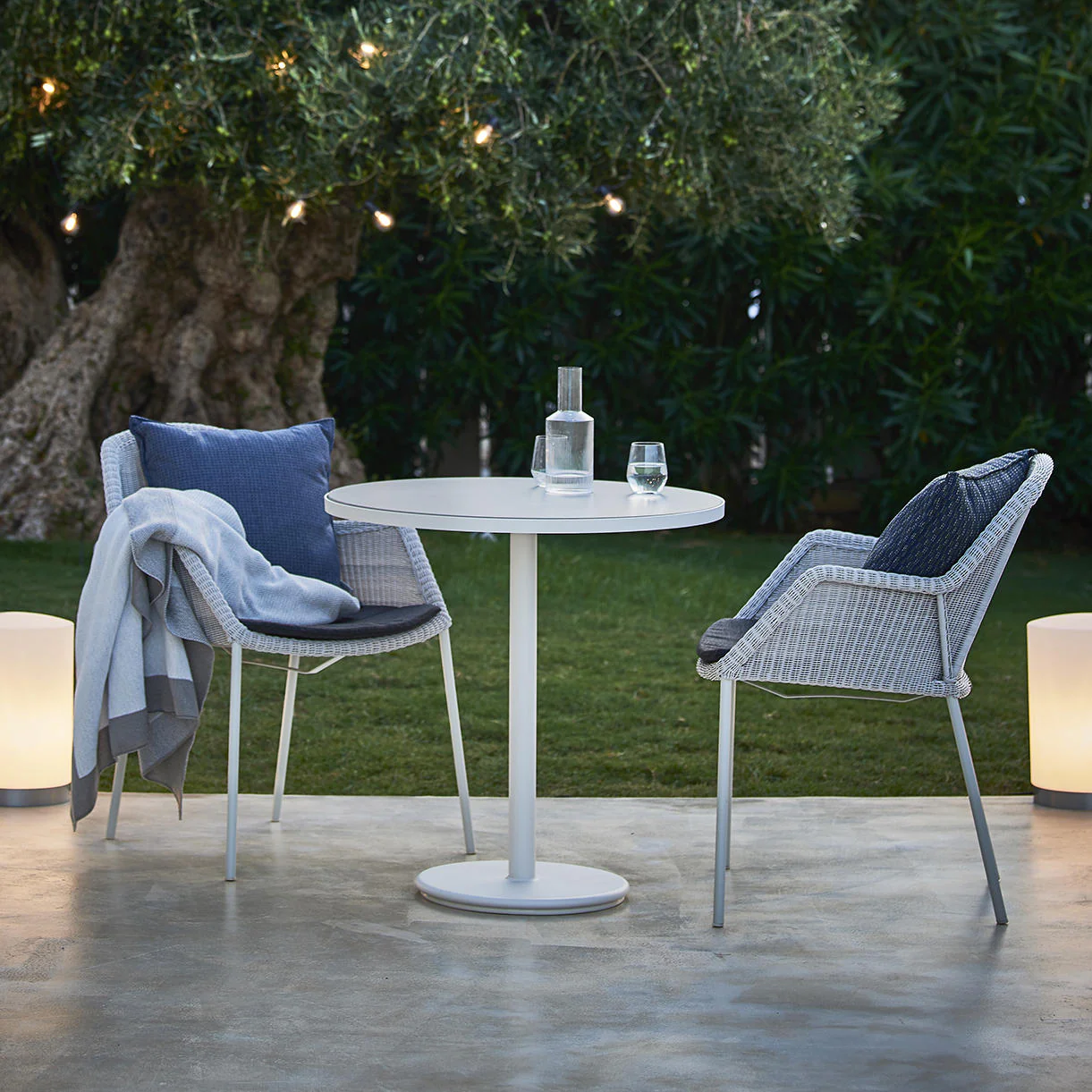 Breeze Outdoor Stacking Dining Chair - Image 3