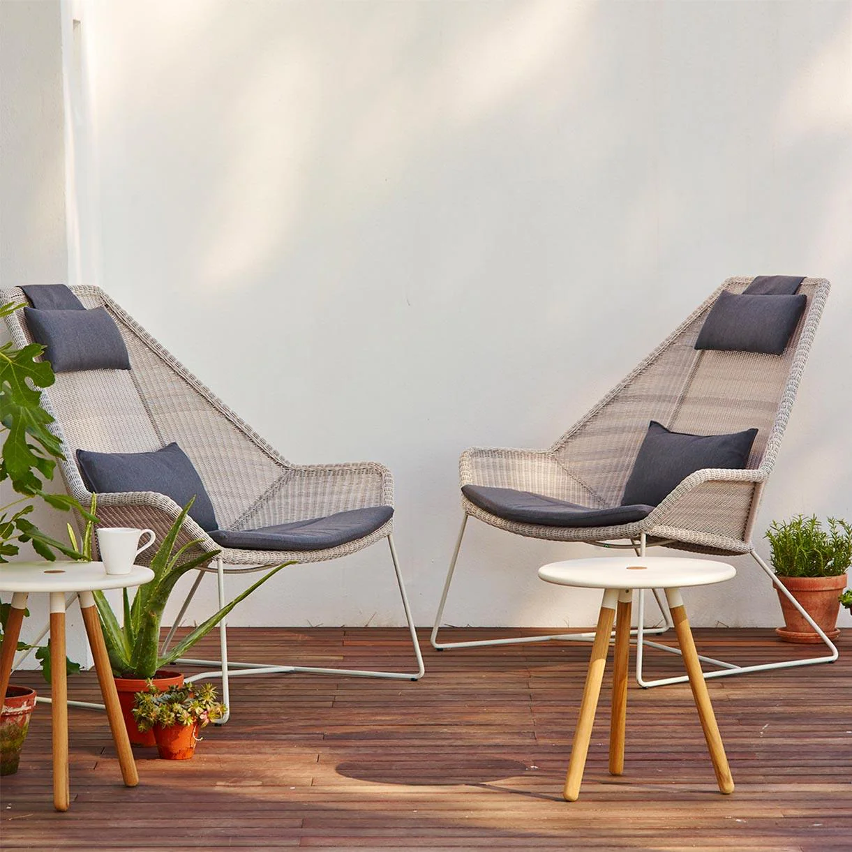 Breeze Highback Lounge Chair - Image 5