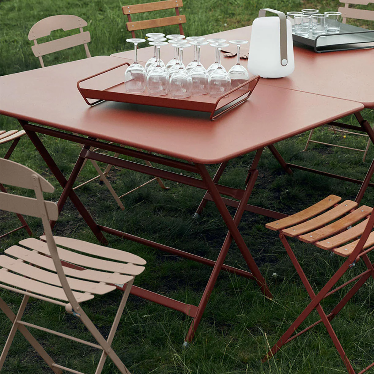 Caractere Folding Table 128 x 90cm - Image 5