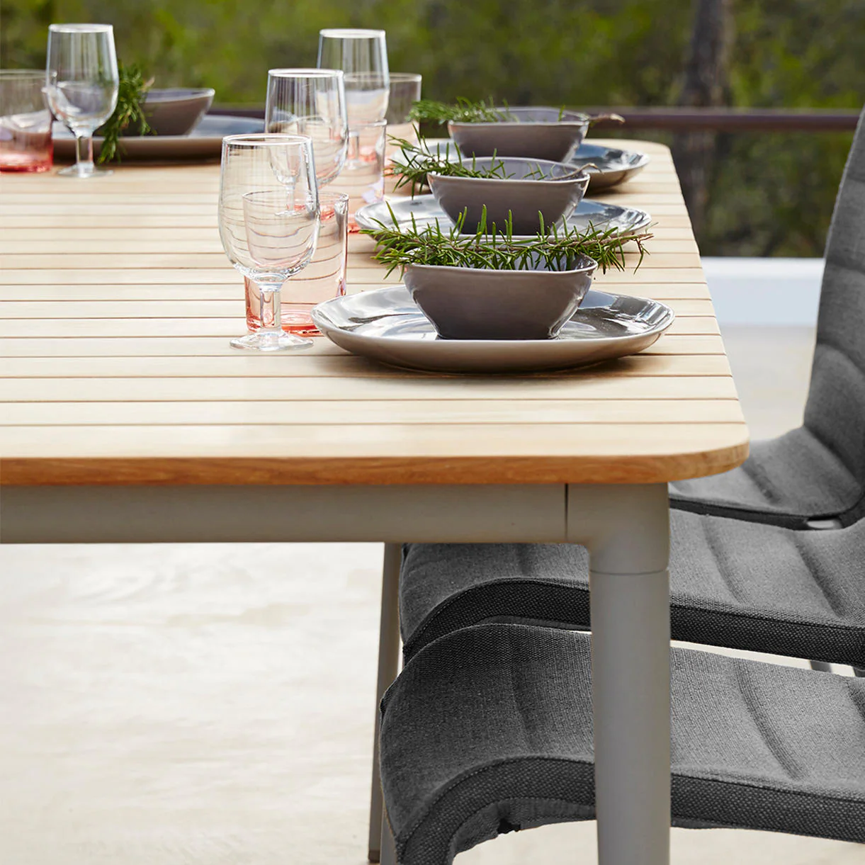 Core 90cm Wide Outdoor Dining Table - Image 4