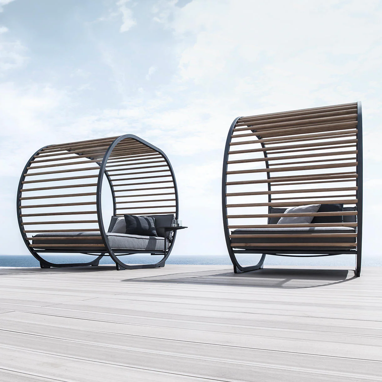 Cradle Outdoor Daybed - Image 3