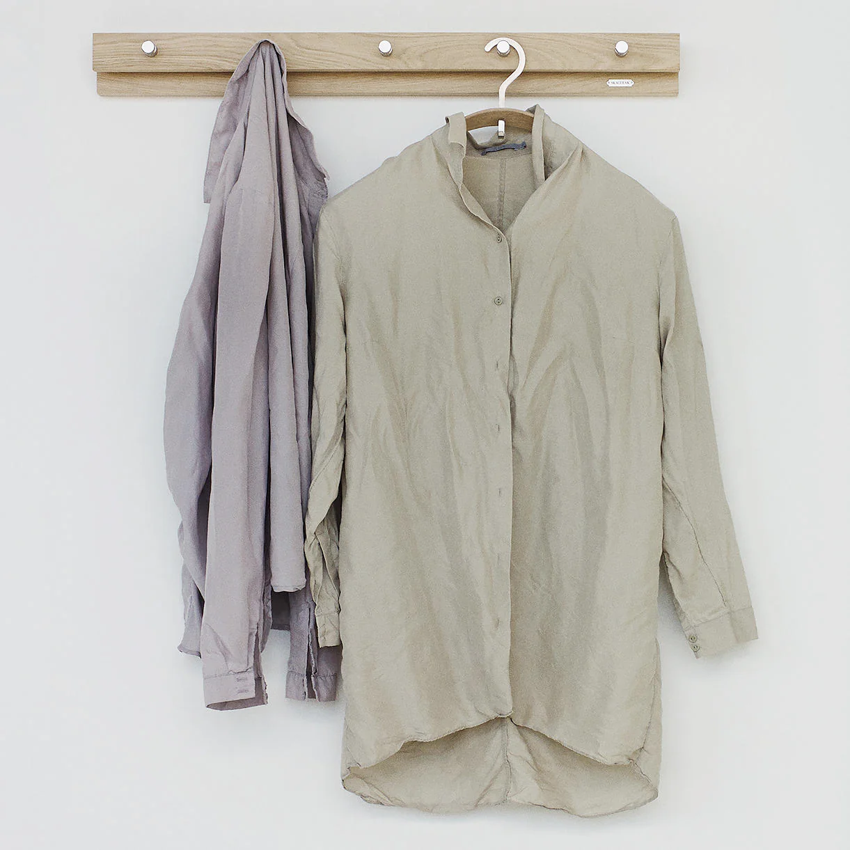 Cutter Coat Hanger - Image 4