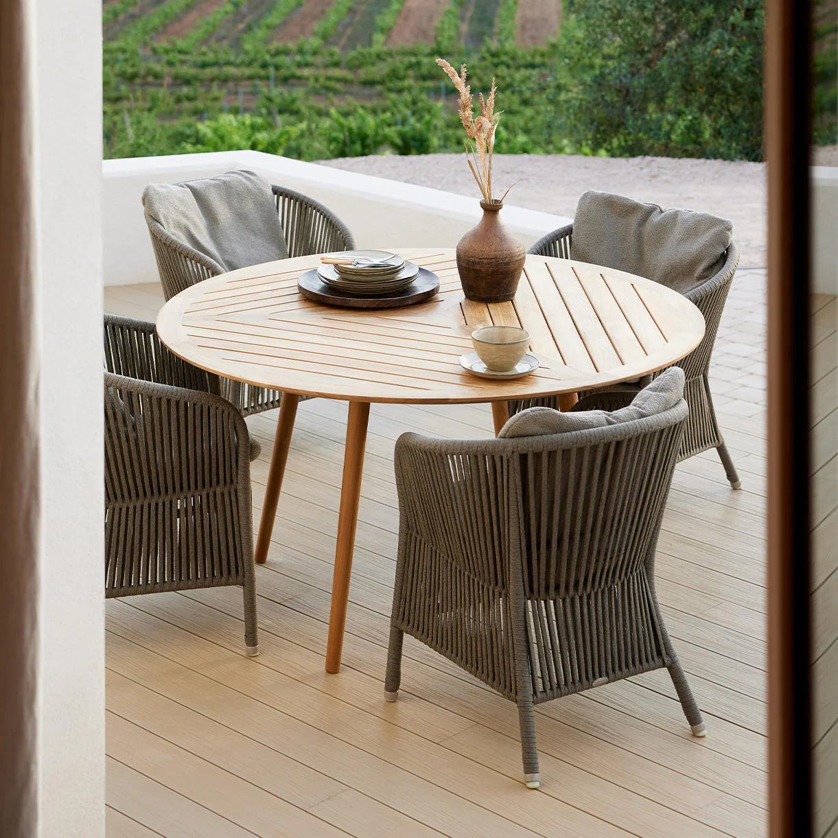 Define Round Teak Dining Table - Image 2
