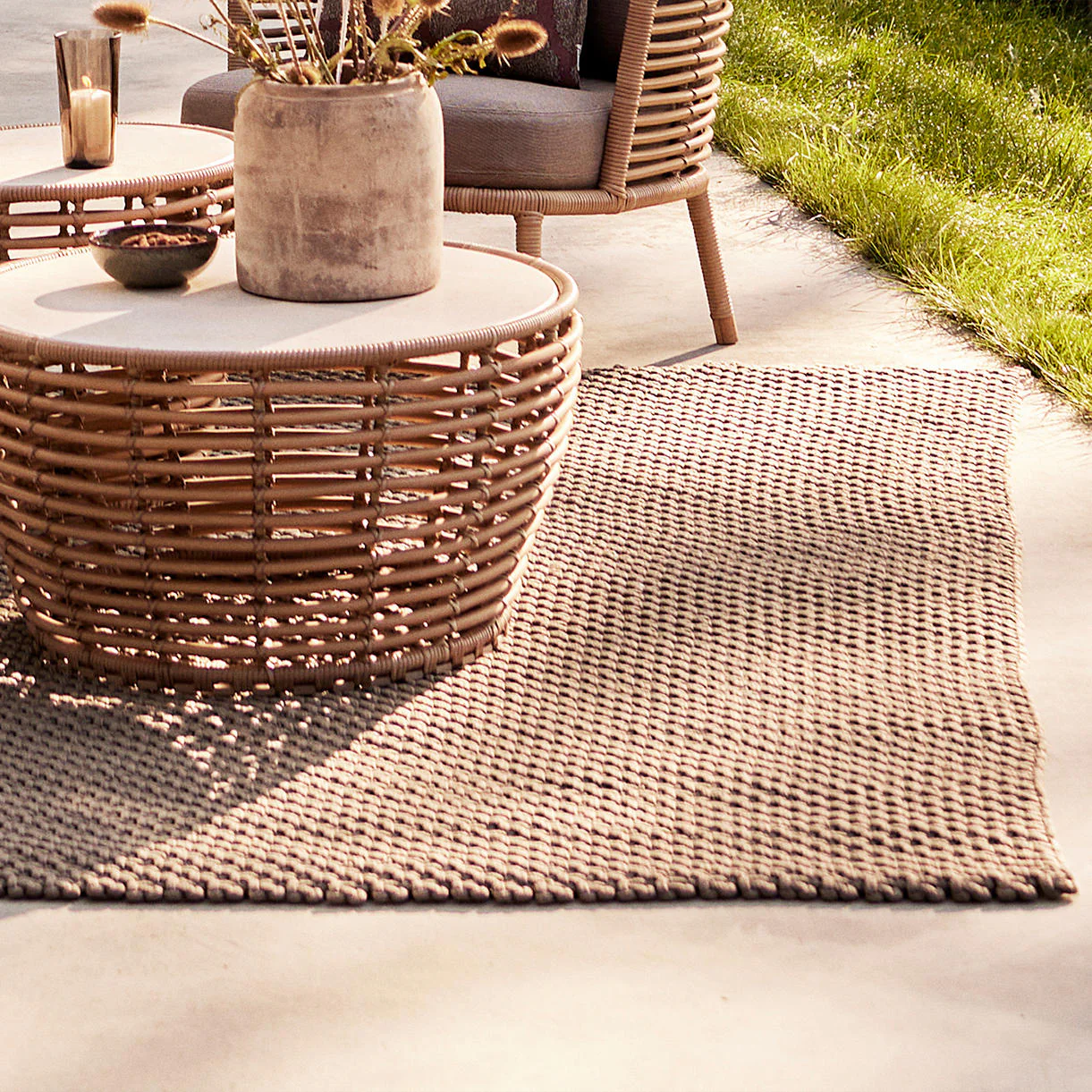 Discover Rectangular Rugs - Image 3