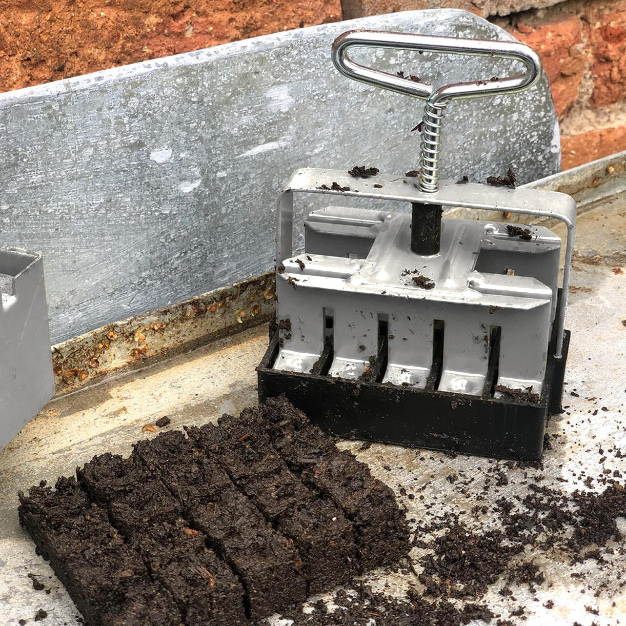 Eco Soil Blocker - 20 Cell - Image 2