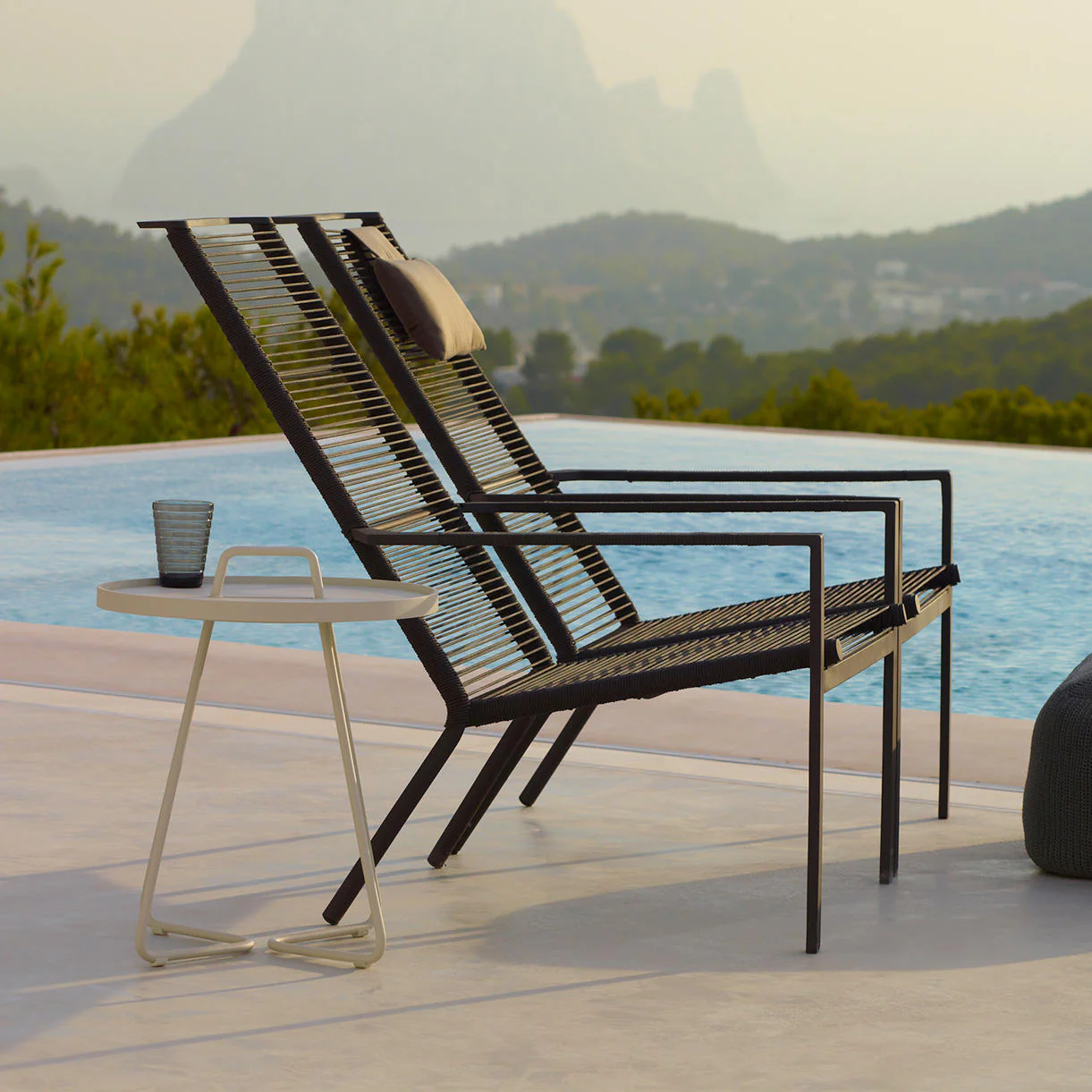 Edge Lounge Chair - Image 4