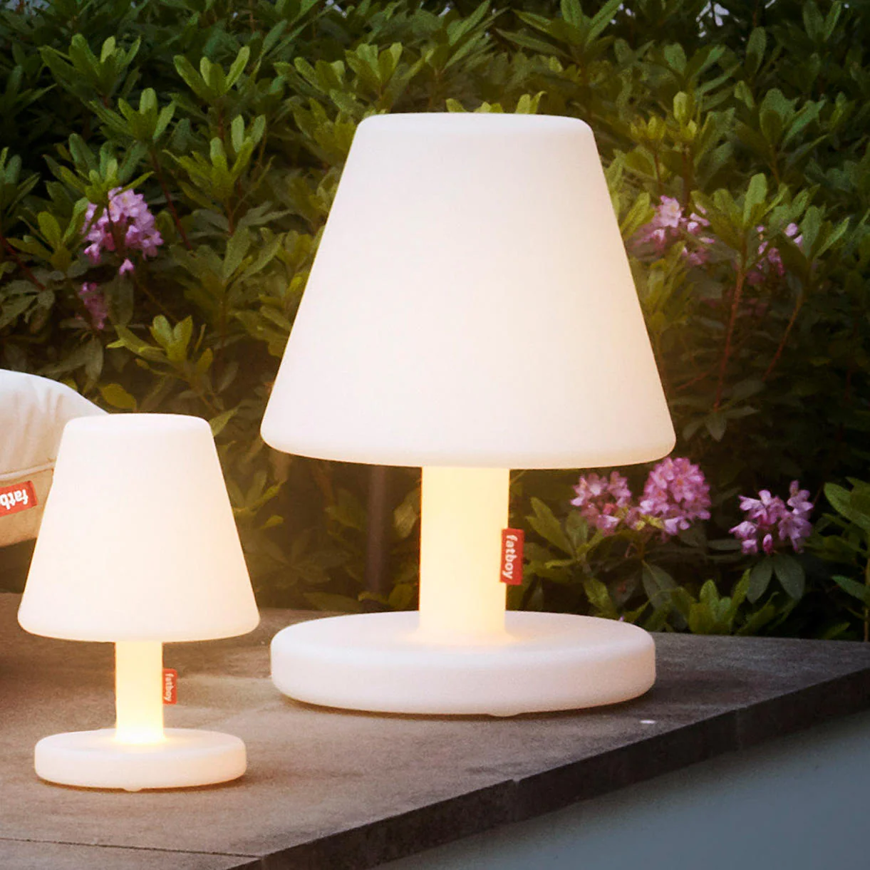 Edison The Grand Outdoor Floor Lamp - Image 4