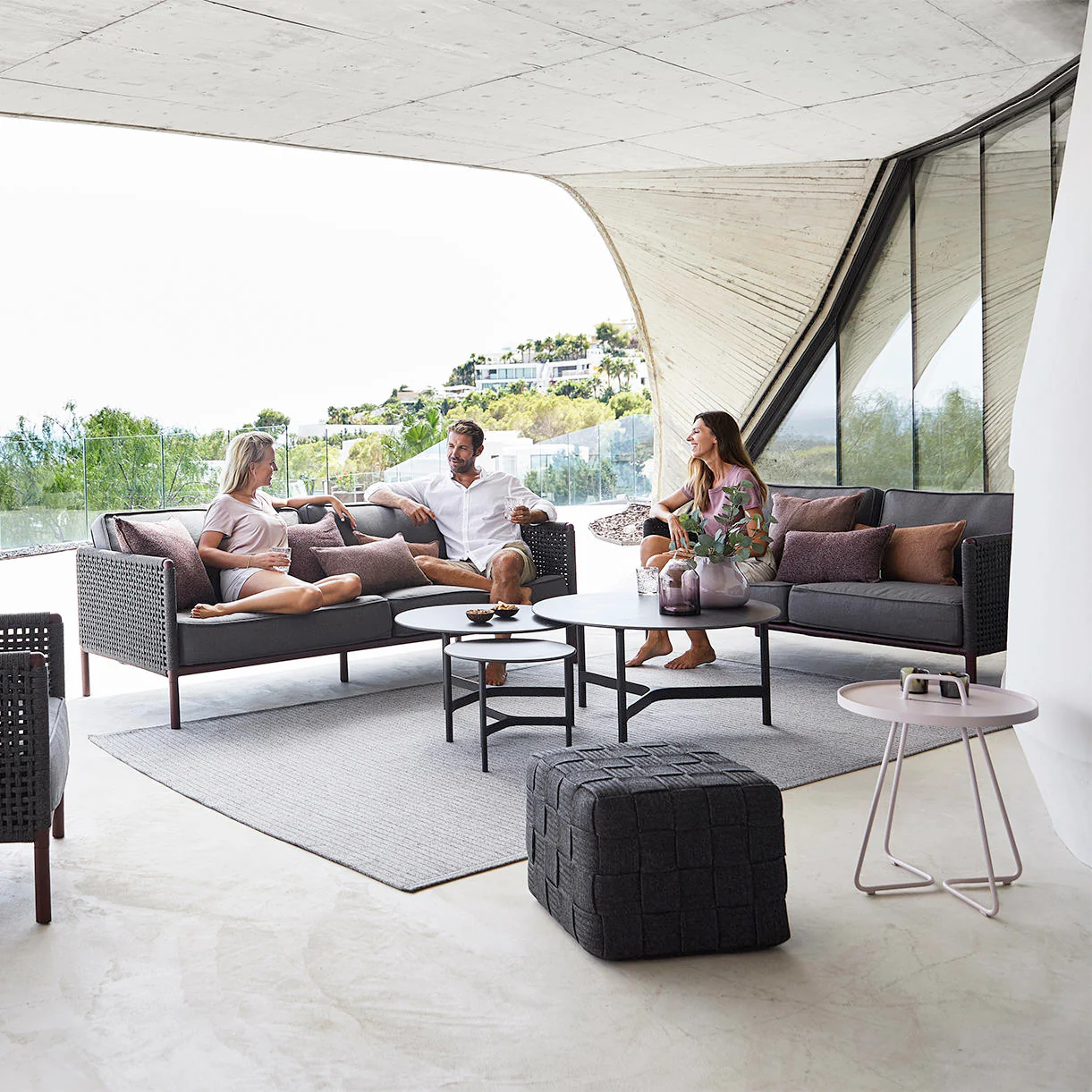 Encore AirTouch 3 Seat Sofa - Image 2