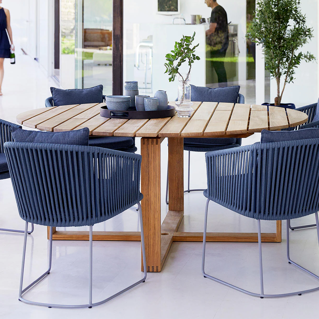 Endless Circular Dining Table - Image 2
