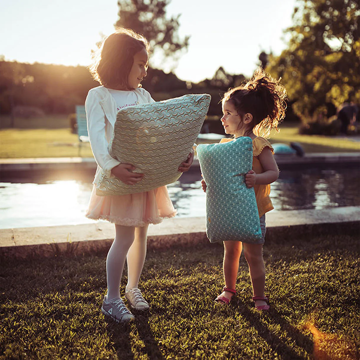 Envie D'Ailleures Pasteques Cushion - Image 4