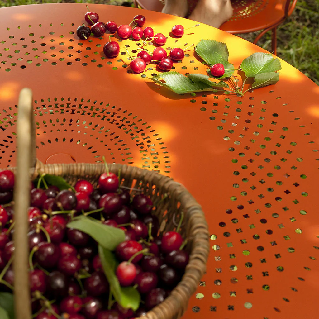 Fermob 1900 Table - 96cm - Image 3