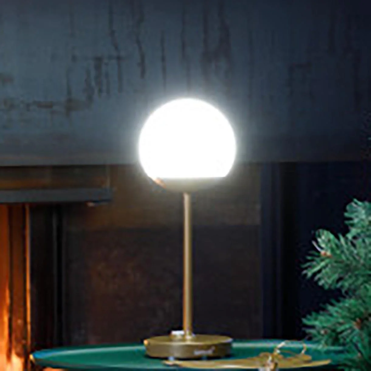 Mooon! Table Lamp Fermob Limited Edition Gold Fever - Image 2