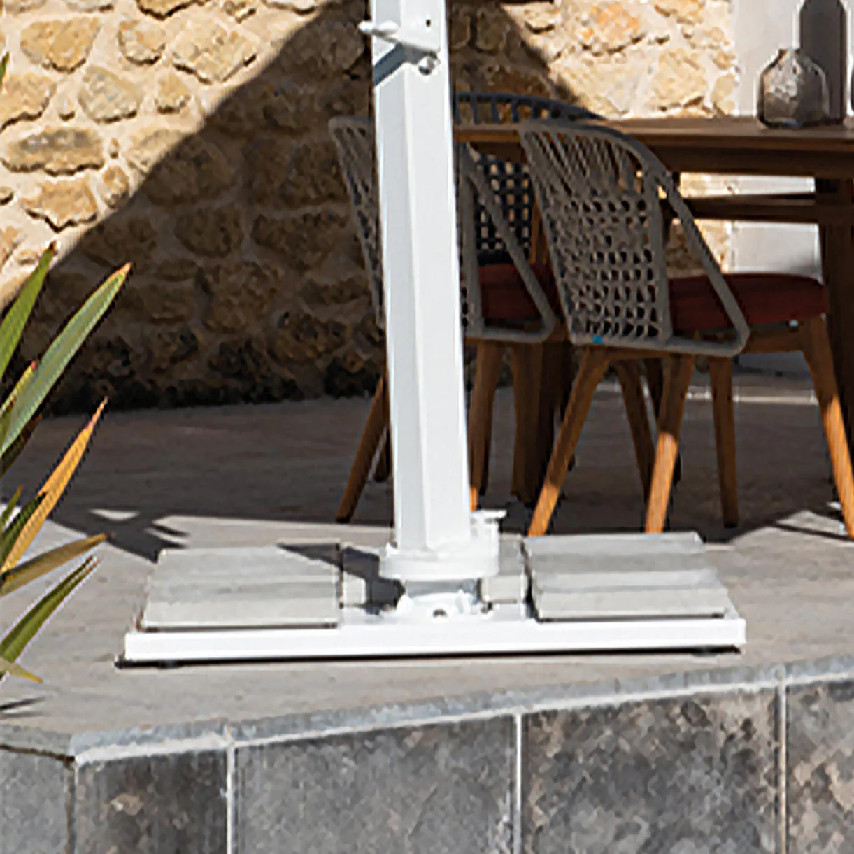 Fermob Easy Track Parasol Base - Image 4