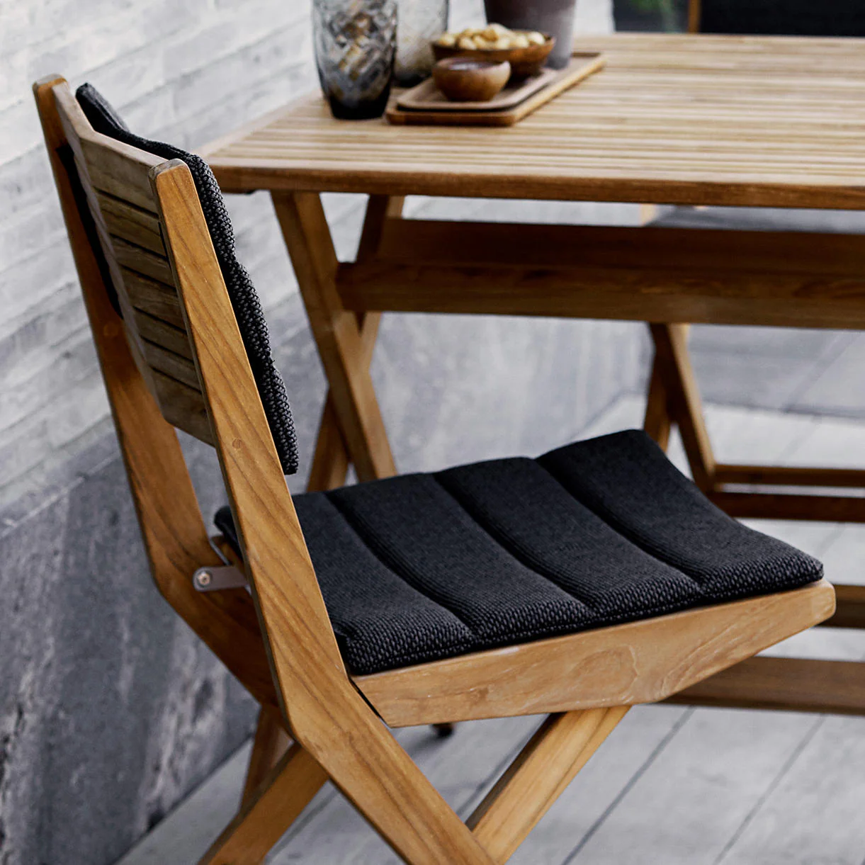 Flip Teak Folding Chair Cushion - Image 3
