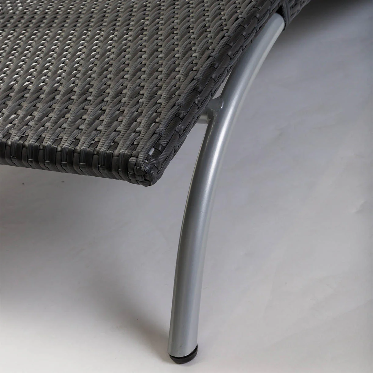 Flow Sunbeds - Image 4