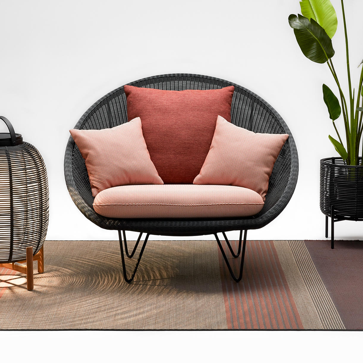 Gipsy Lounge Chair - Image 4