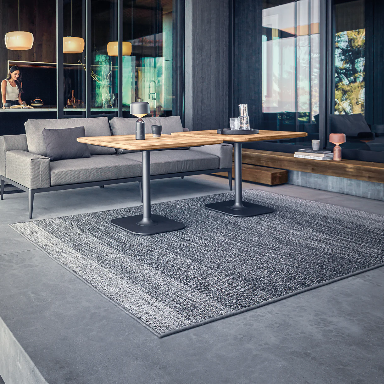 Gloster Outdoor Rectangular Deco Rug - Image 2