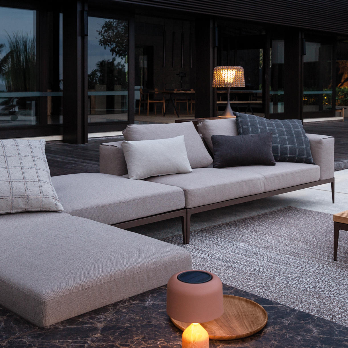 Grid Ottoman - Image 3