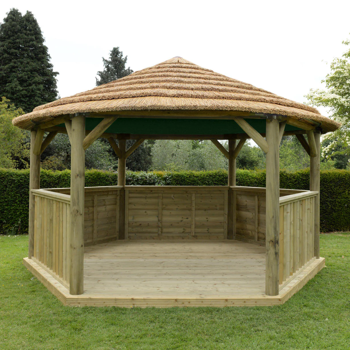 Thatched Hexagonal 4.7m Gazebos - Image 7