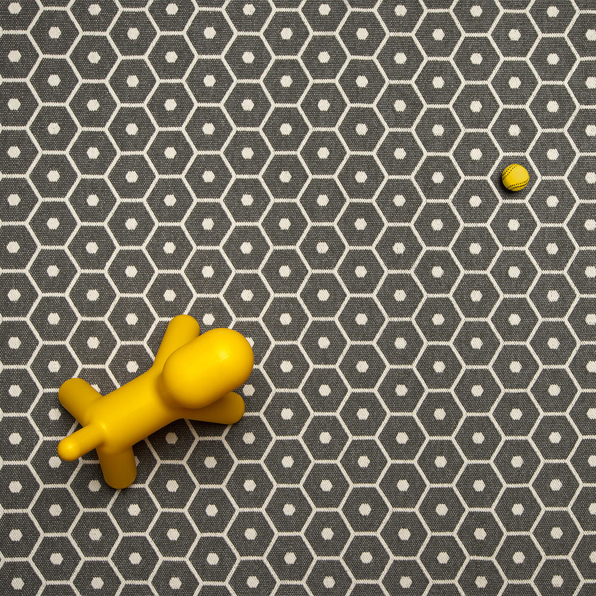 Honey Outdoor Large Rugs - Image 4