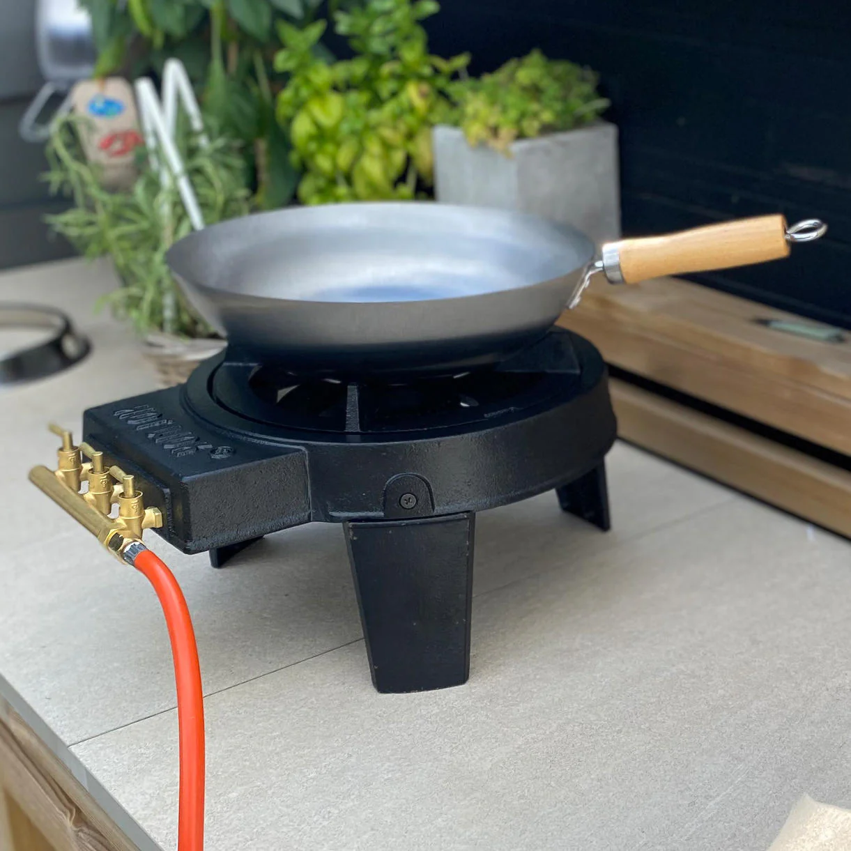 Hot Wok Pro Outdoor 12kW Gas Stove Set with Wok - Image 2