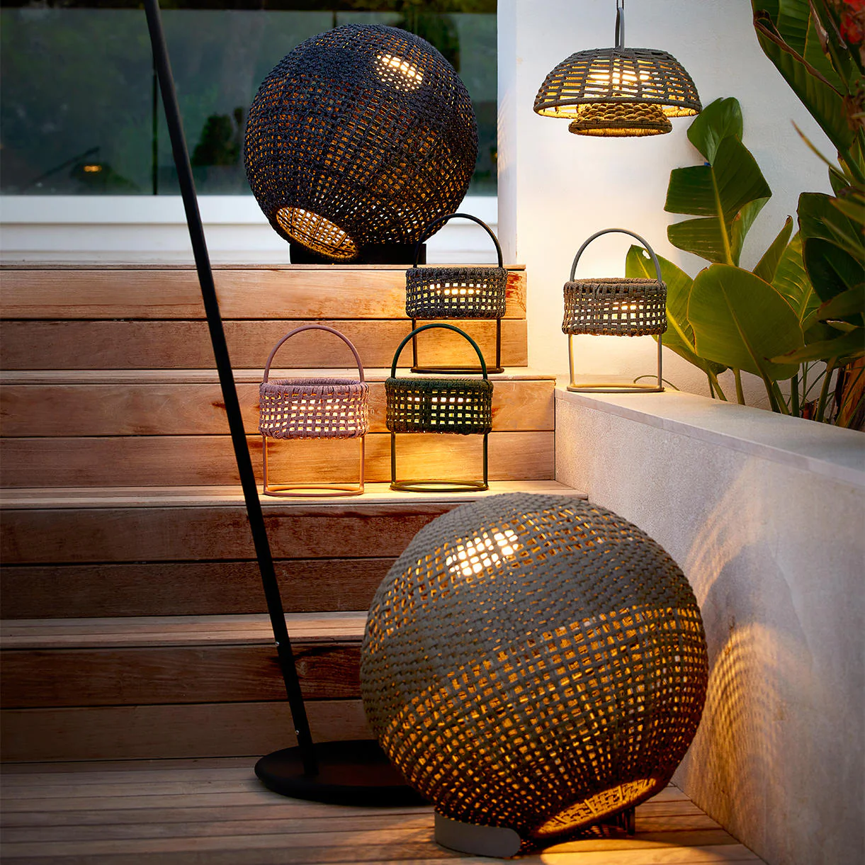 Illusion Outdoor Round LED Floor Lantern - Image 3