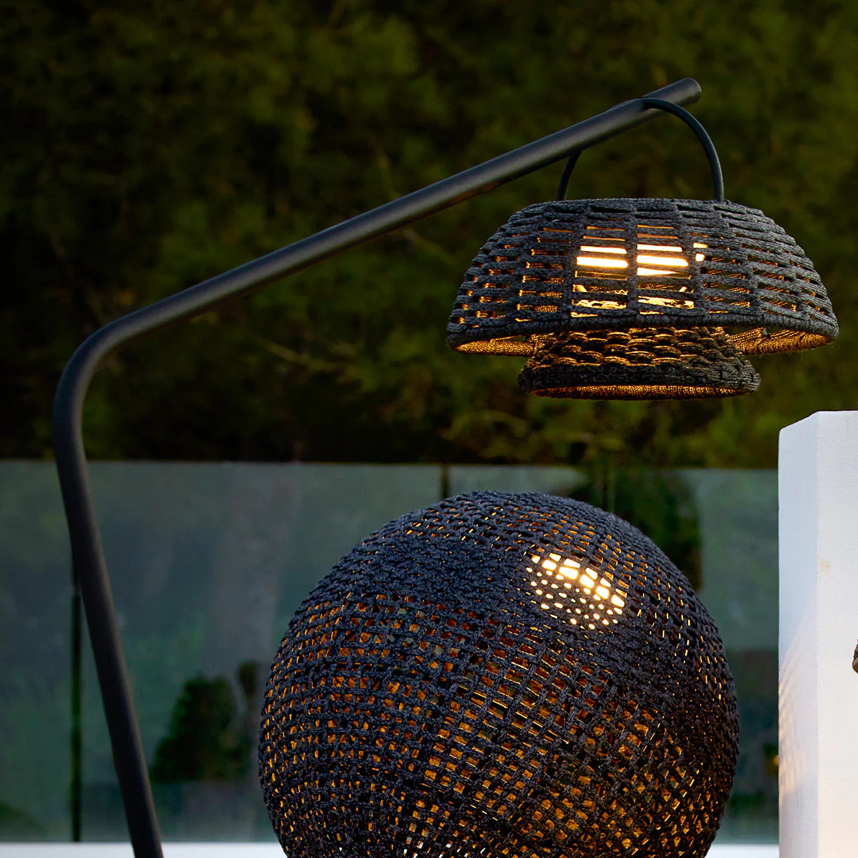 Illusion Lantern Stand - Image 3