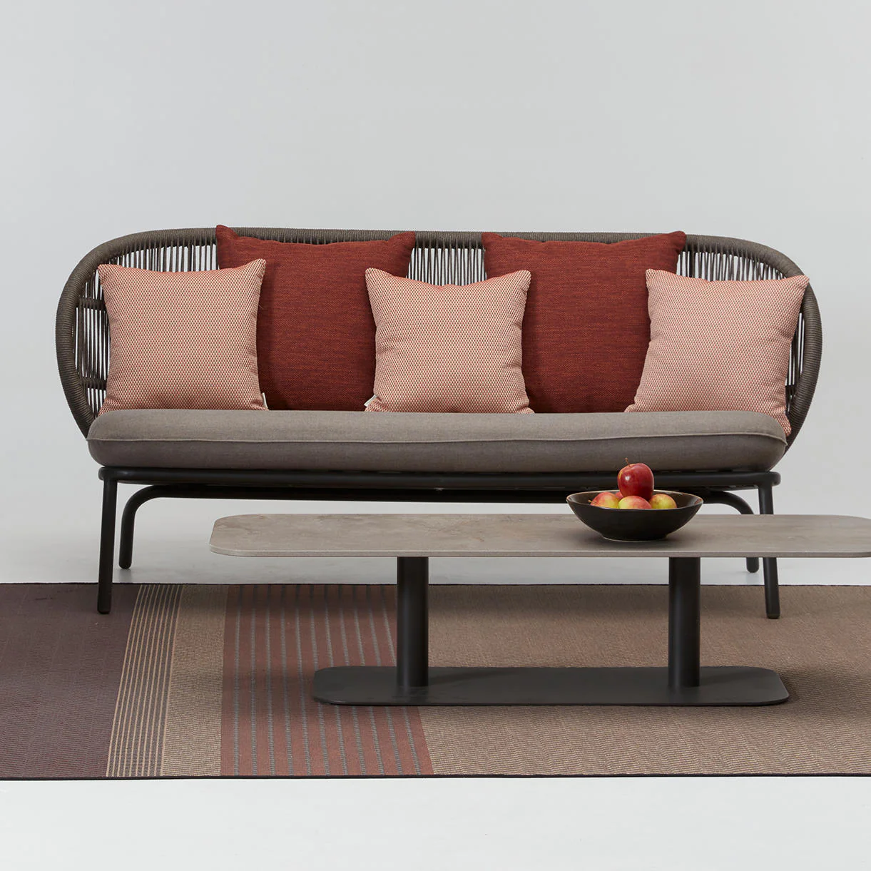 Kodo Lounge Sofa - Image 5