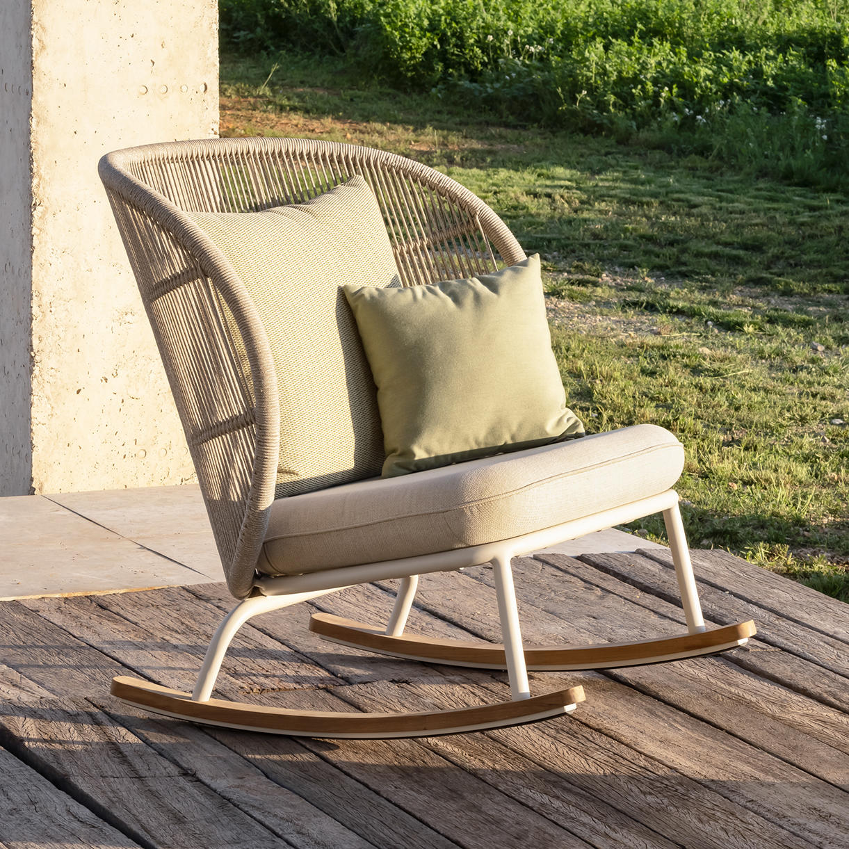 Kodo Rocking Chair - Image 3