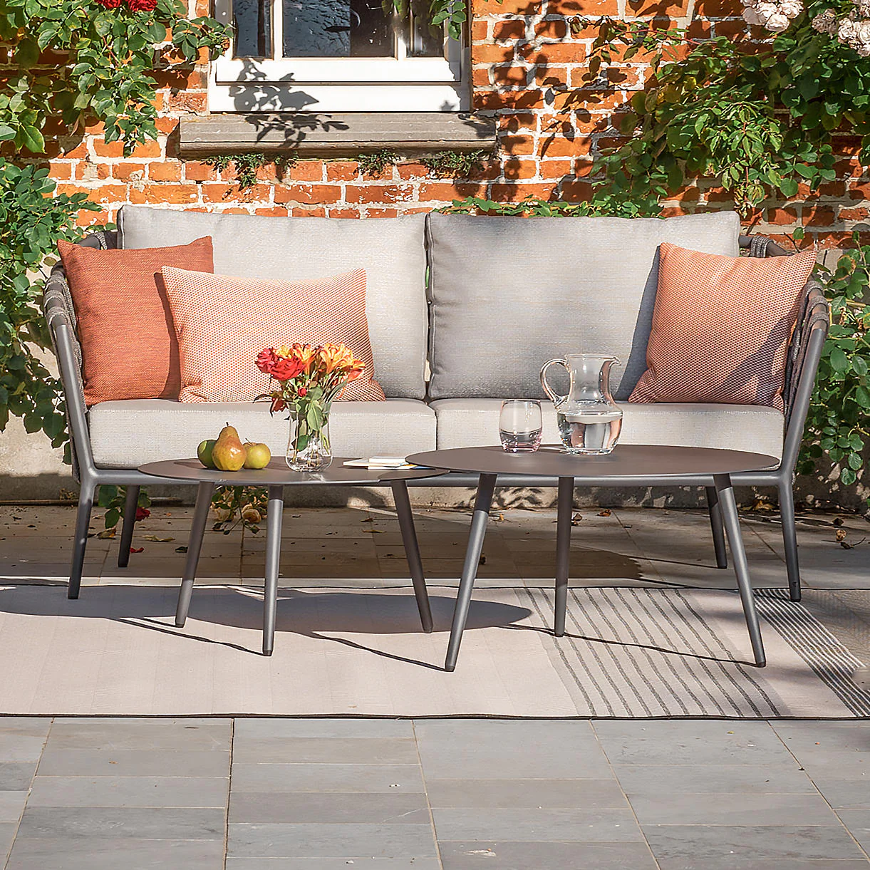 Leo Coffee Table - Image 4