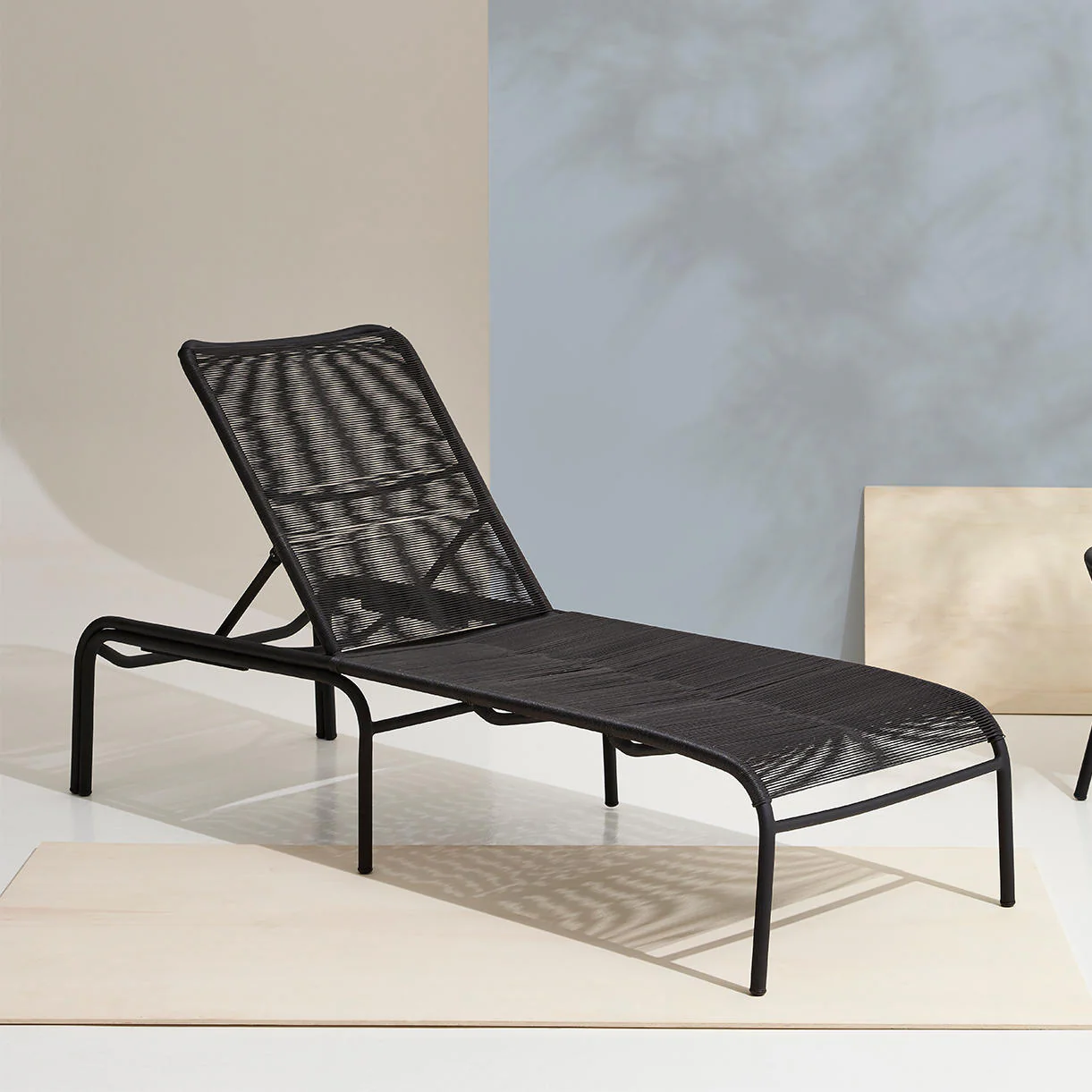 Loop Sunlounger - Image 5