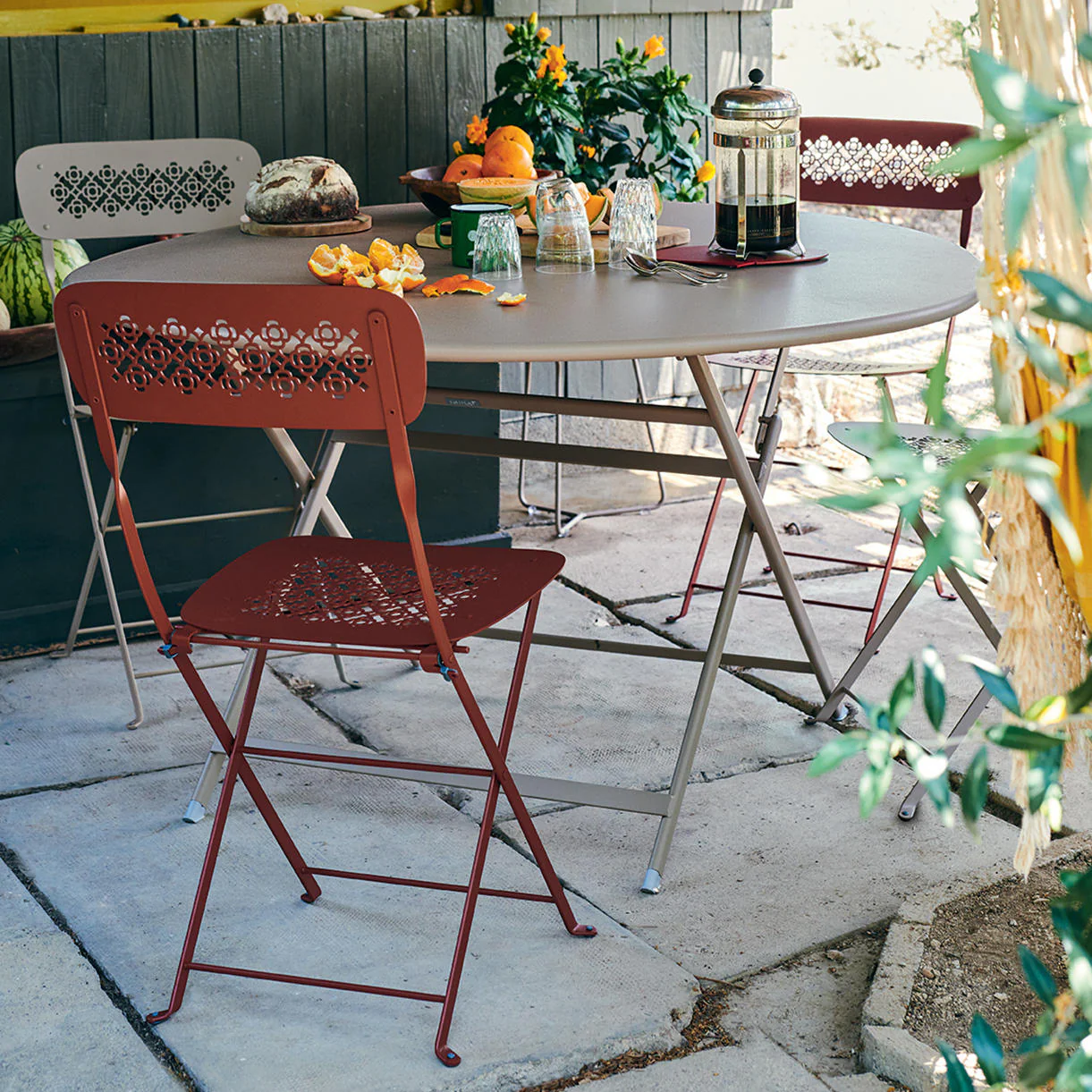 Lorette Folding Chair - Image 3