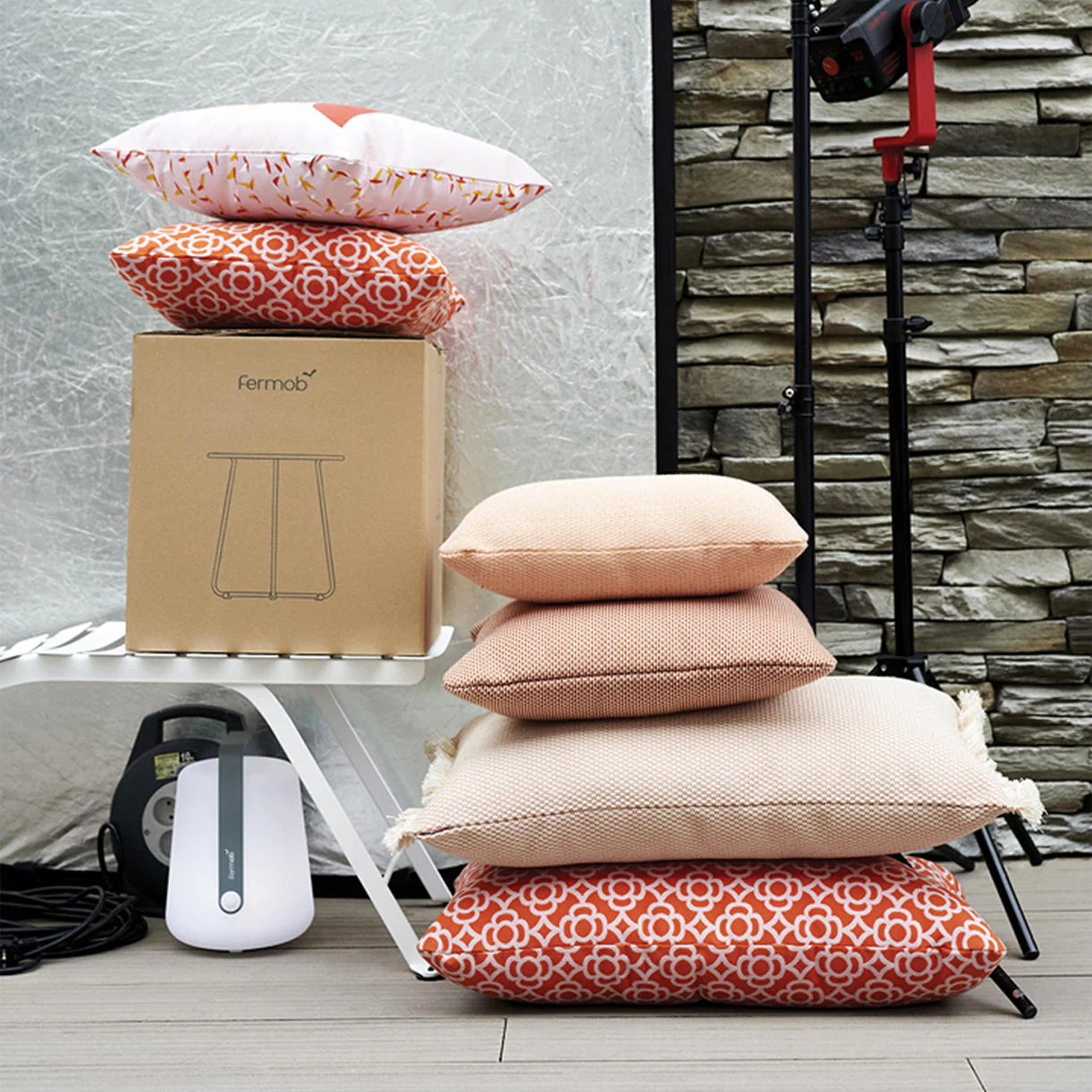 Lorette Outdoor Cushion - Image 4