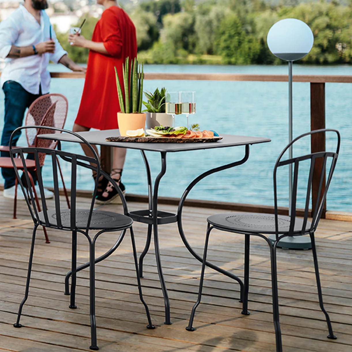 Louvre Stacking Chair - Image 3