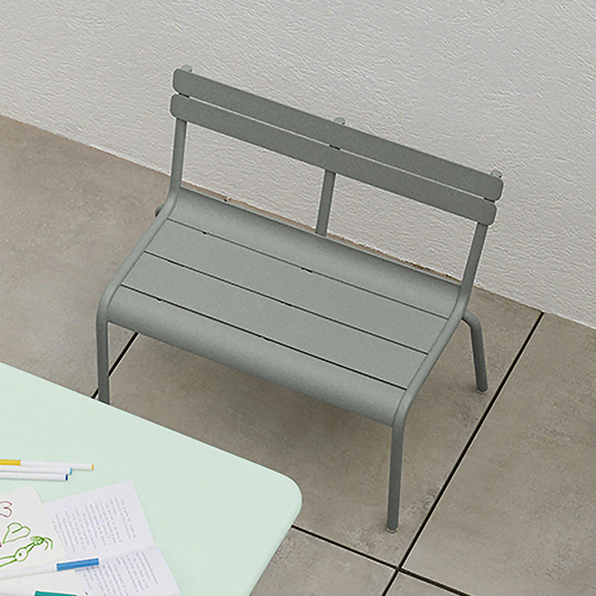 Luxembourg Kid Bench - Image 3