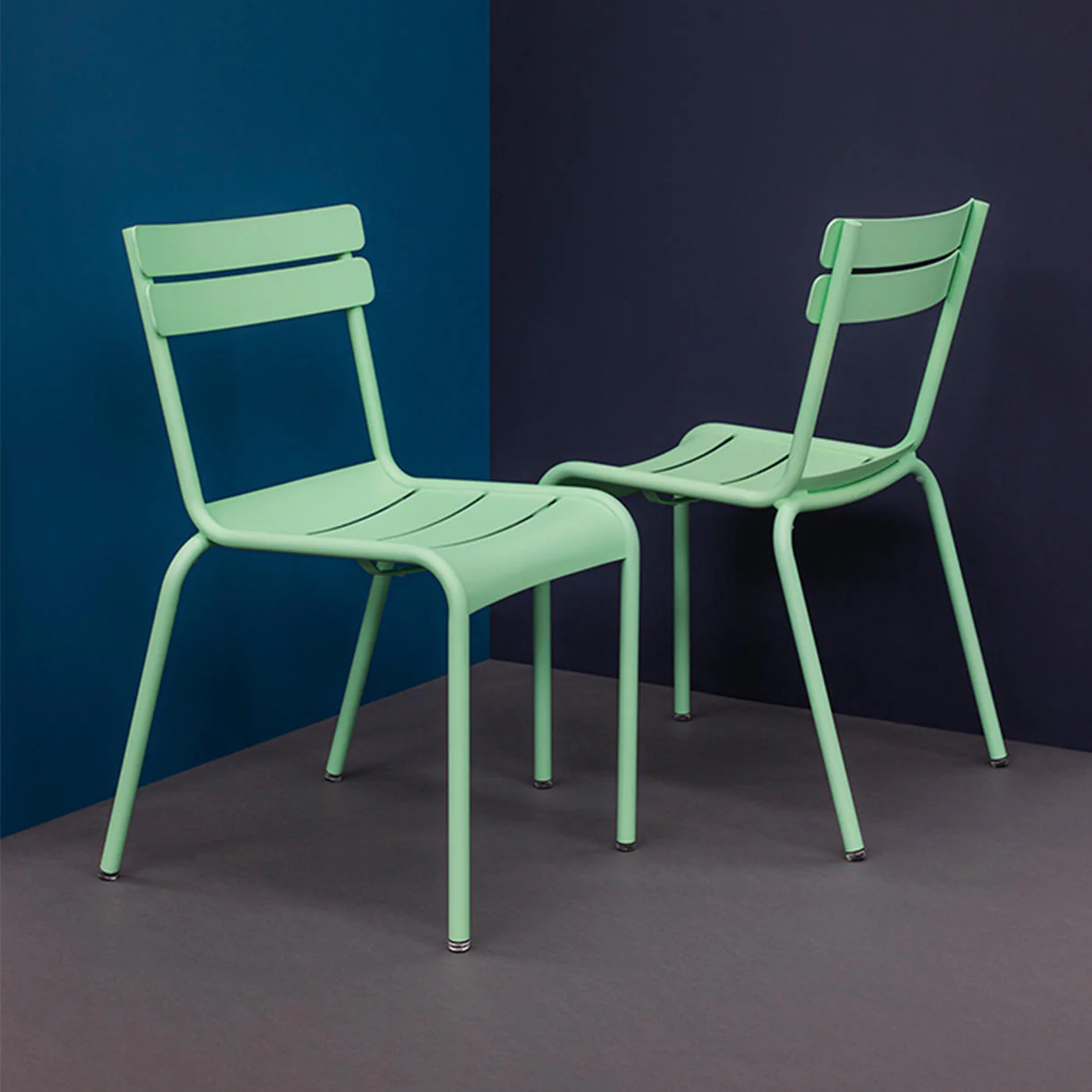 Luxembourg Stacking Chair - Image 4