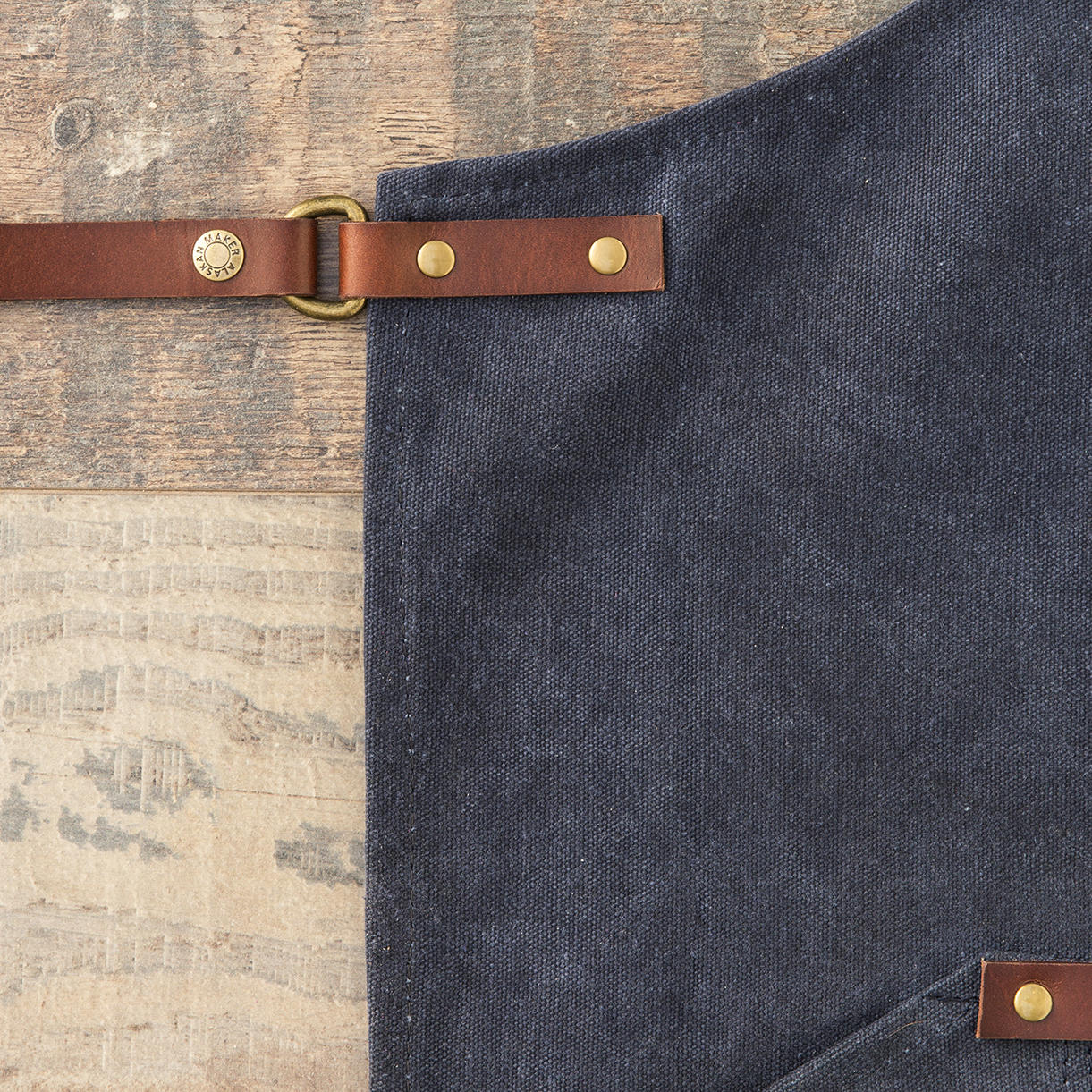 Thick Canvas Waxed Apron - Image 8