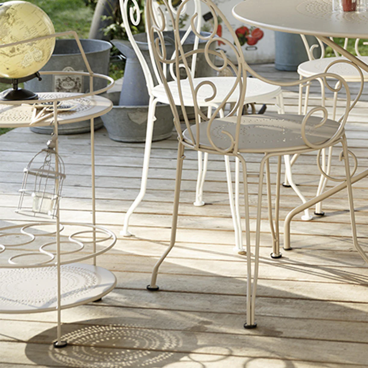 Montmartre Portable Side Table - Image 5