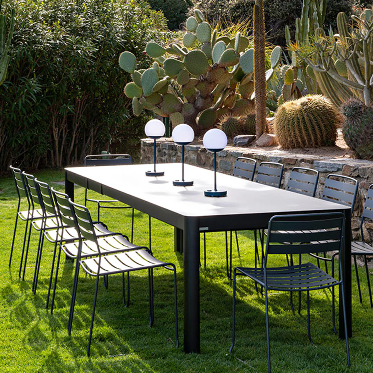 Mooon! 41cm Outdoor Table Lamp - Image 4