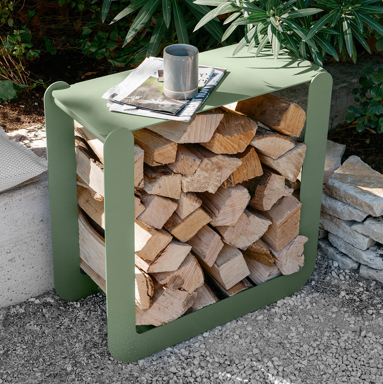 Nevado Log Holder - Image 2