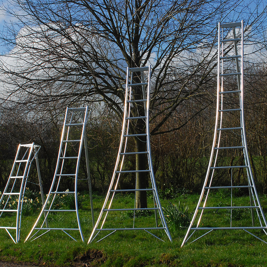 Niwaki Tripod Ladders - Image 4