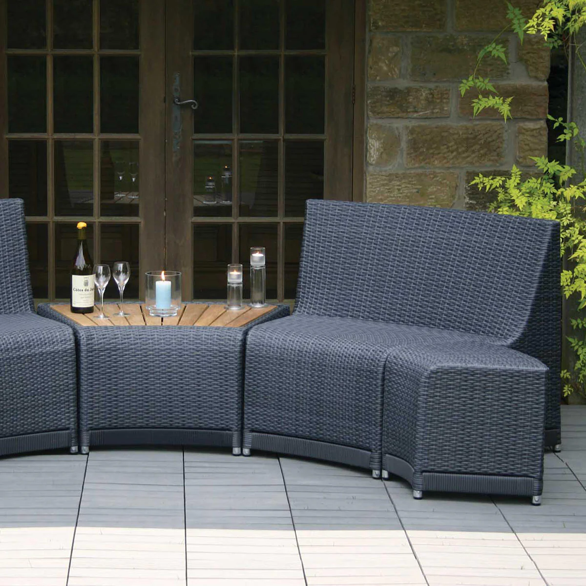 Oasis Outdoor Curved Modular Seat - Image 4