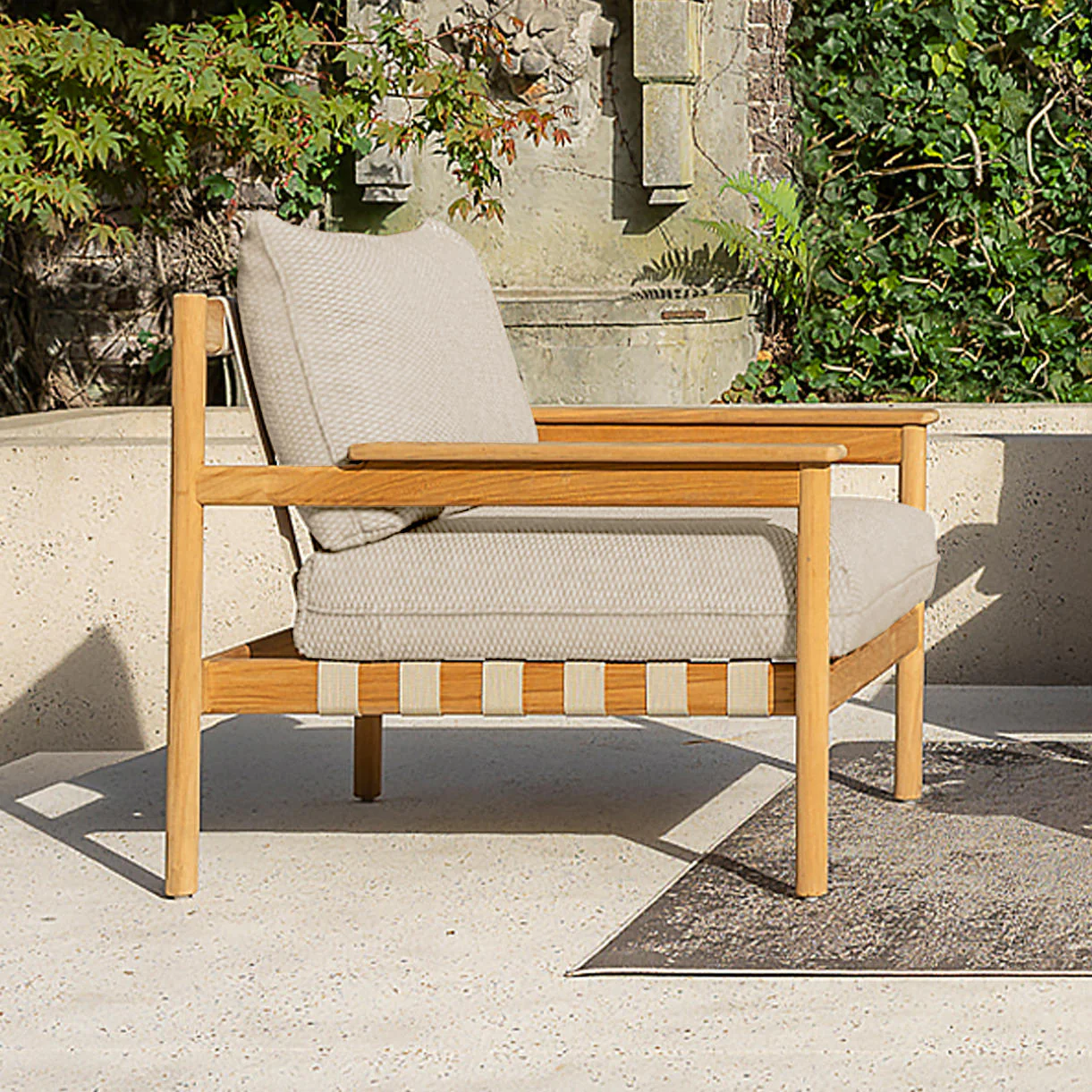 Oda Lounge Chair - Image 2