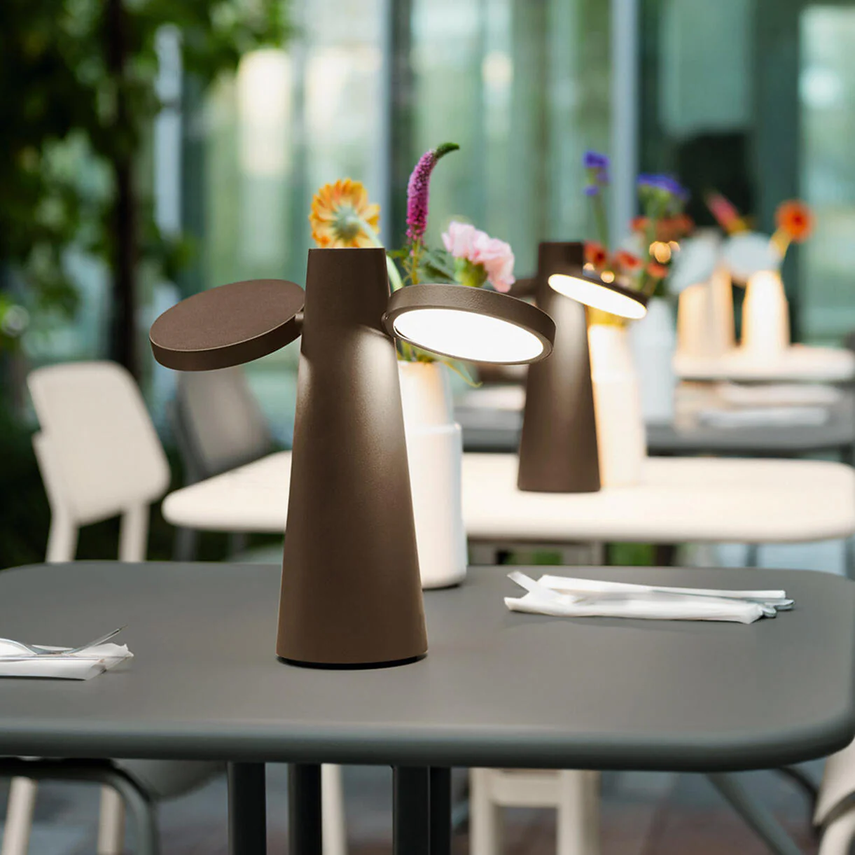 Oto Table Lamp - Image 16